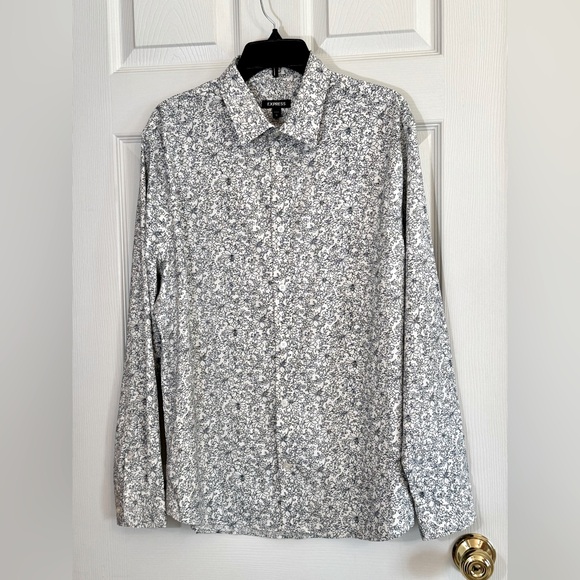 Express Men’s Blue and White Floral Print Button Down Collared Dress Shirt Large - Picture 1 of 7